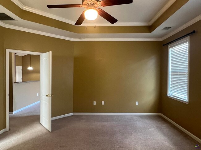 Building Photo - 312 Hearthwood Dr