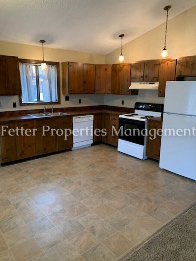 Building Photo - 6566 Heathervale Ct