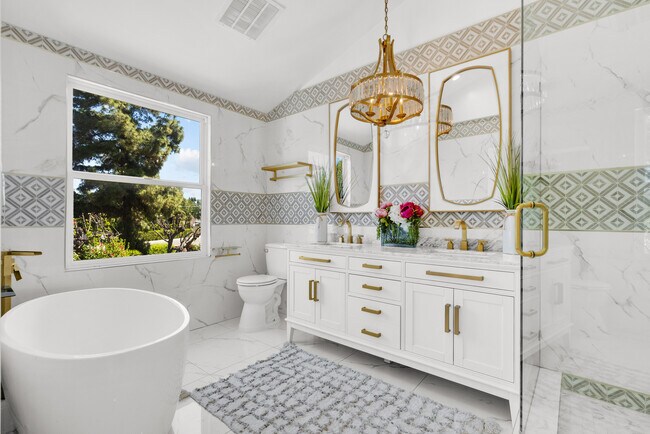 Building Photo - 17812 Parthenia St