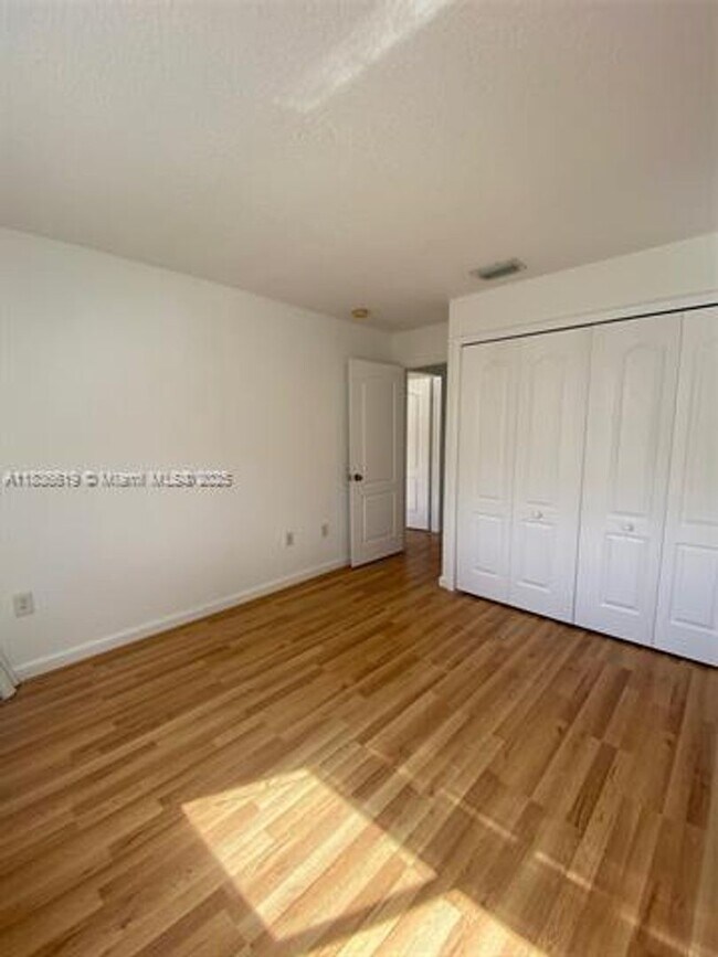 Building Photo - 17037 SW 39th St