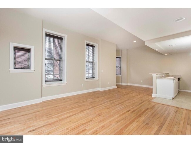 Building Photo - 1100 Spruce St