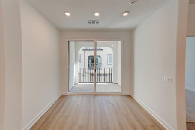 Building Photo - 1404 Mountain Laurel Rd