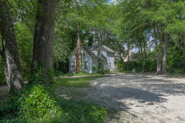 Building Photo - 719 Hayne Avenue
