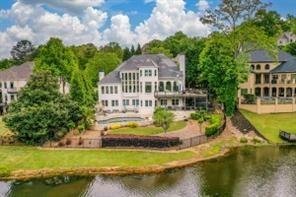 Building Photo - 675 Falls Lake Dr