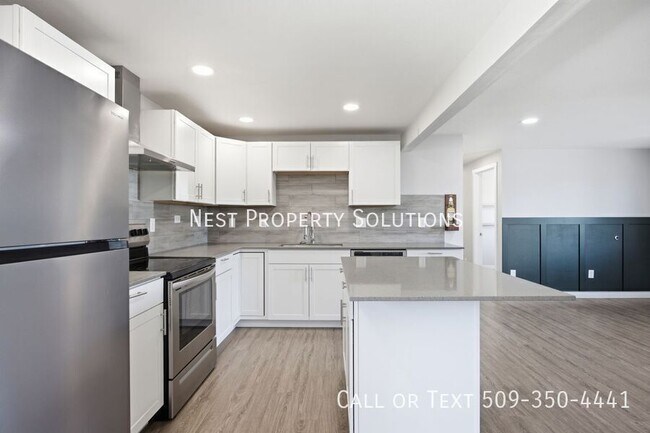 Building Photo - 912 S Alderwood Dr