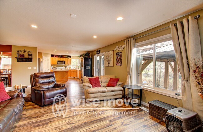 Building Photo - Washougal- 4 Bedroom Home- Apply today!