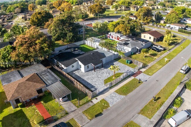 Building Photo - 10050 SW 171st St