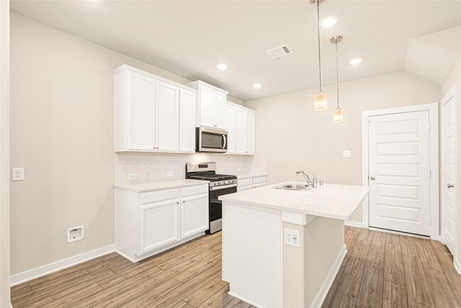 Building Photo - 17462 Buckeye Br