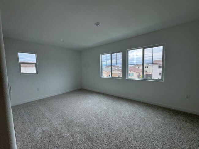 Building Photo - 10962 Admiral Cv Wy