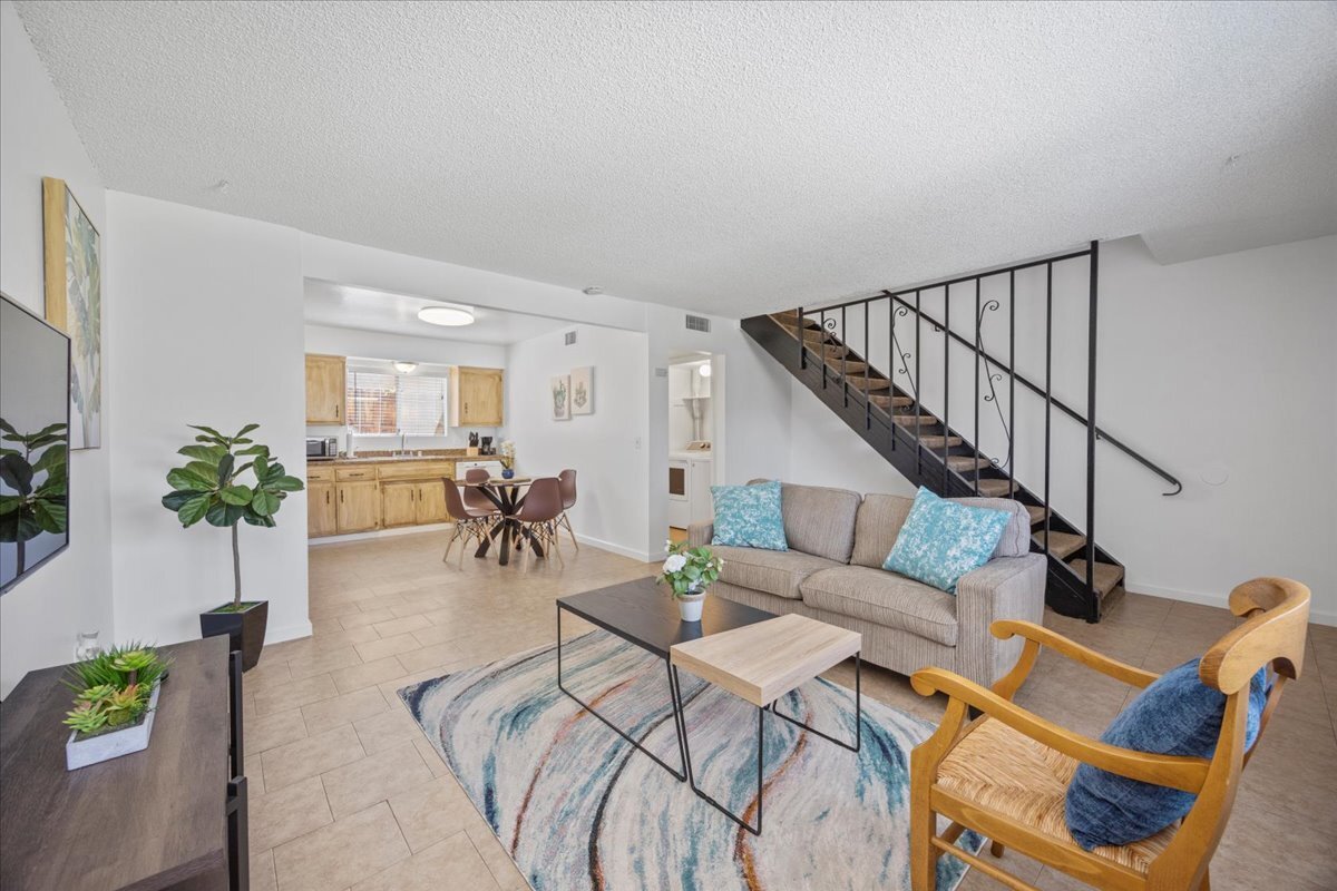 Building Photo - 4225 Parkwood Ct
