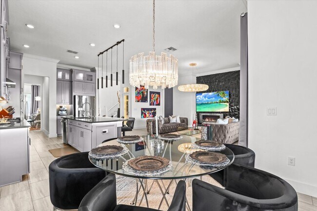 Building Photo - Waterfront Luxury Living | Private Dock + Direct Tampa Bay Access