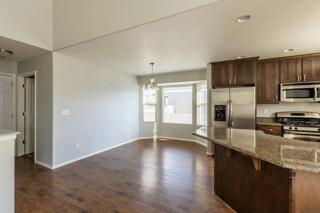 Building Photo - Heber Home