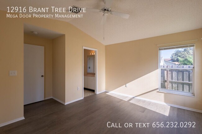 Building Photo - 12916 Brant Tree Dr