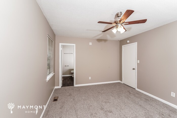 Building Photo - 2565 Gaylon St