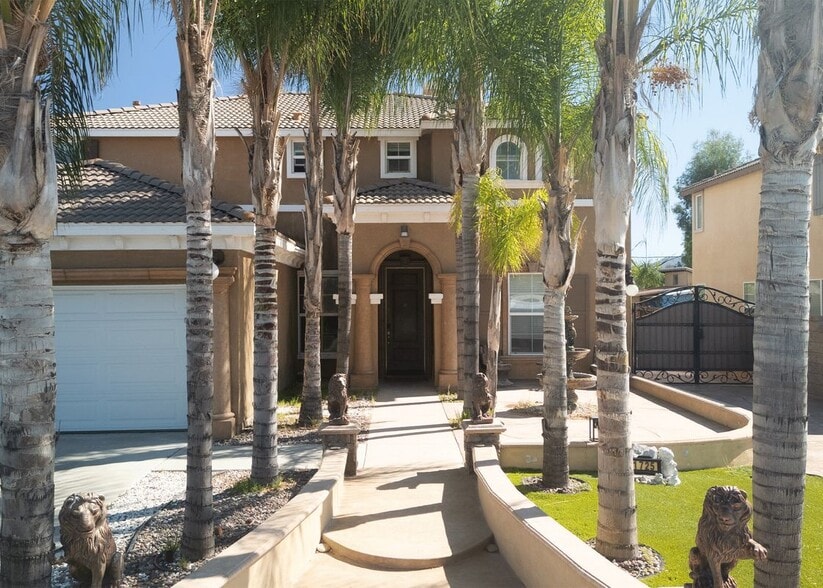 Building Photo - 1725 Chamberlin Creek Way