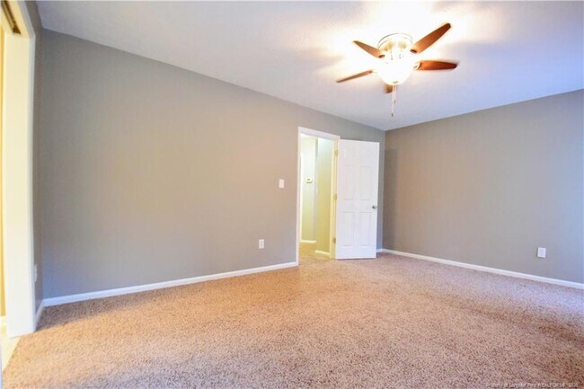 Building Photo - 6933 Woodmark Dr