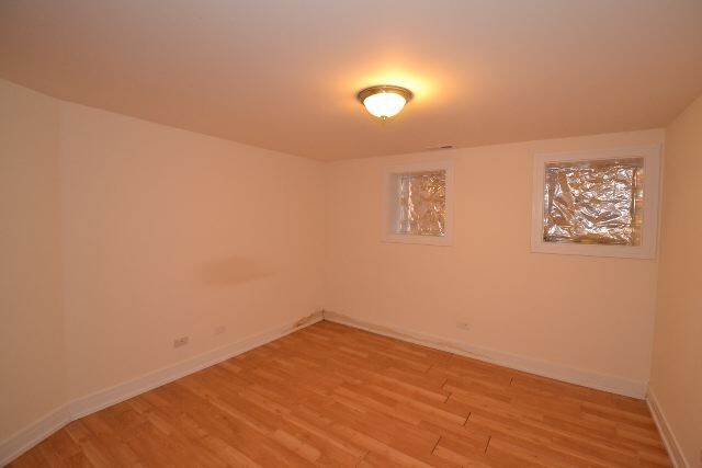 Building Photo - 2835 N Damen Ave