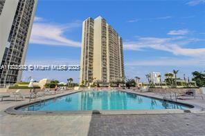 Building Photo - 20335 W Country Club Dr