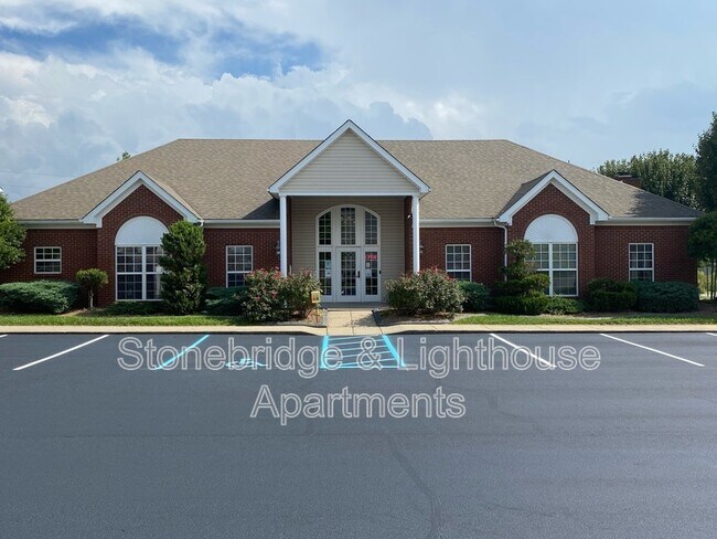 Building Photo - 9102 Beacon Dr