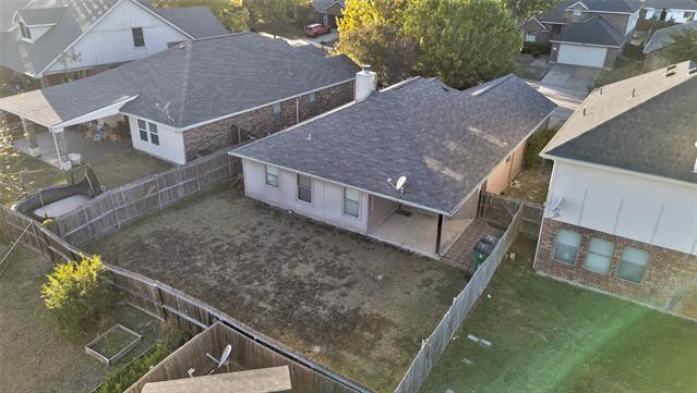 Building Photo - 2050 Lake Trail Dr