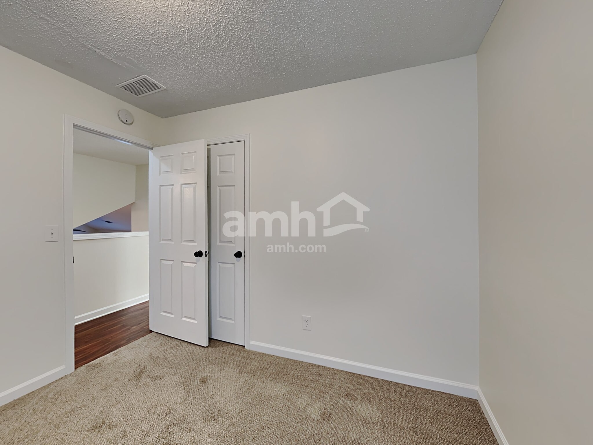 Building Photo - 415 Lokeys Ridge Rd