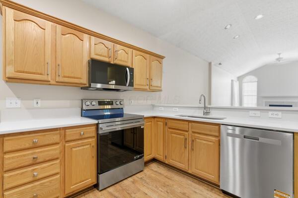 Building Photo - 3751 Stoneway Point