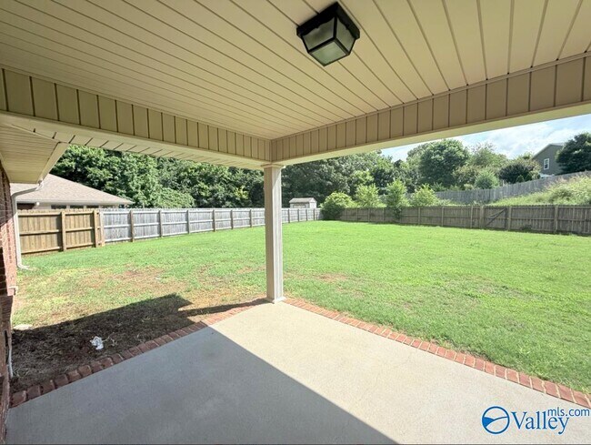 Building Photo - 218 Healey Dr