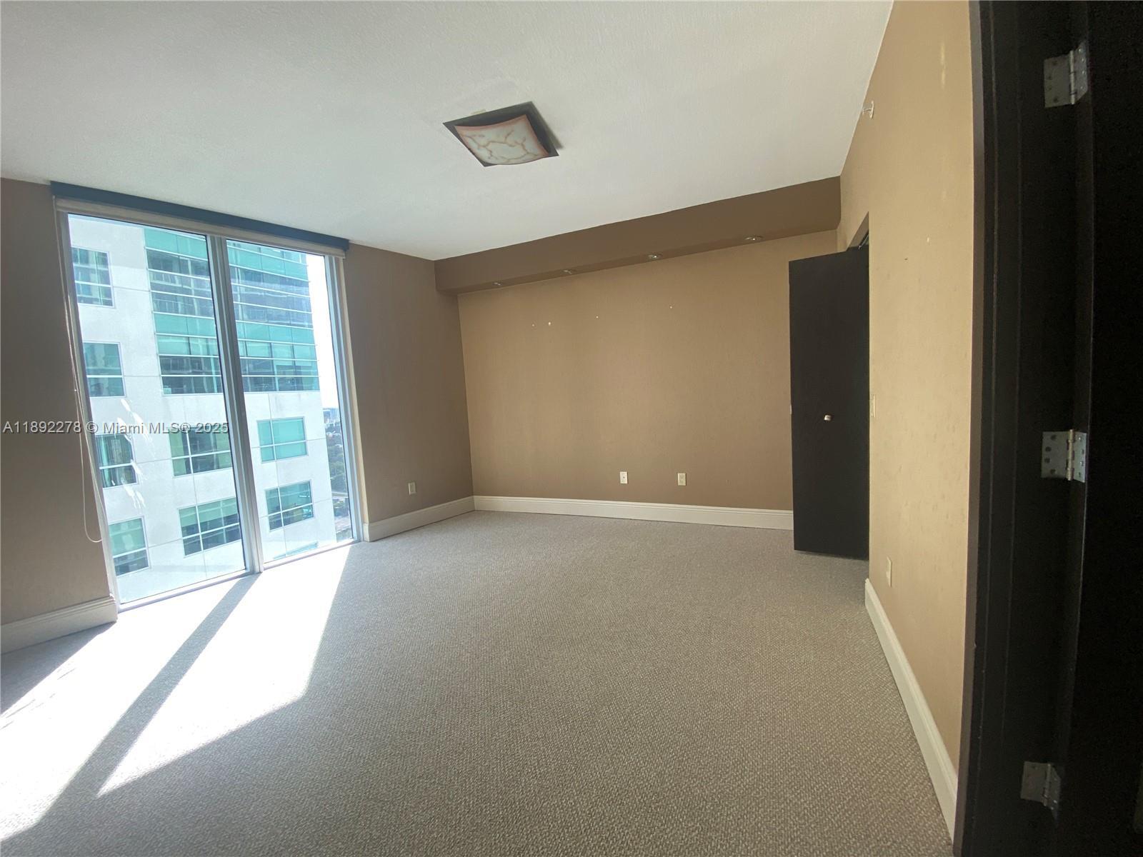 Building Photo - 185 SW 7th St