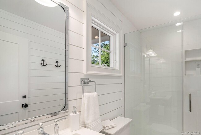 Building Photo - 150 Harvest Ln