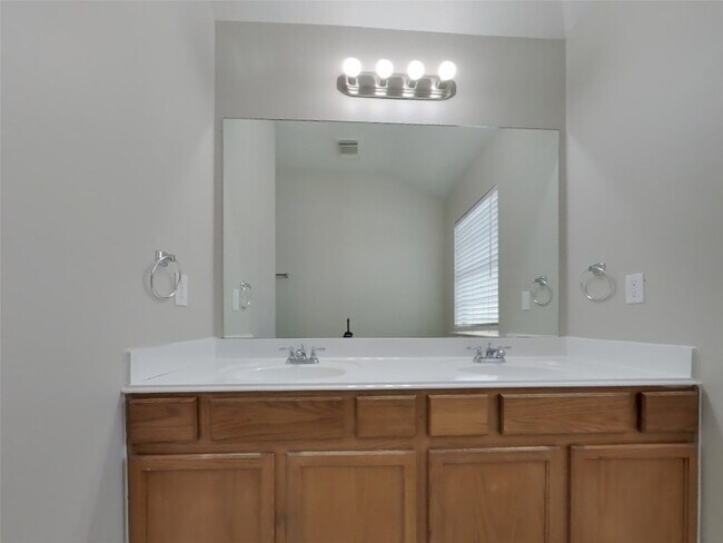 Building Photo - 21526 Lovis Way