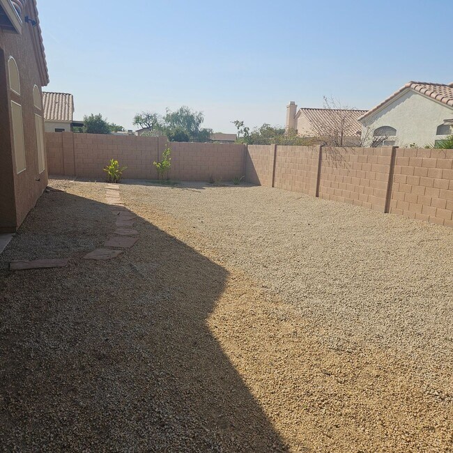 Building Photo - Very Spacious House- Near Cardinal Stadium