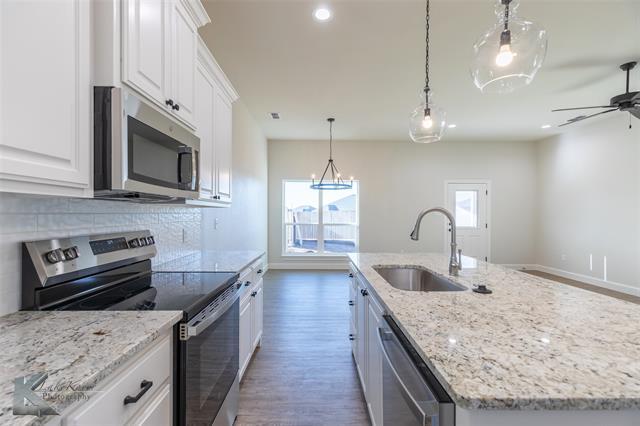 Building Photo - 8166 Sawdust Trl