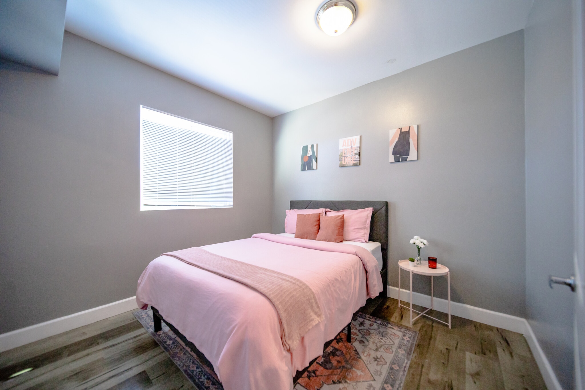 Building Photo - 3415 Edgehill Dr