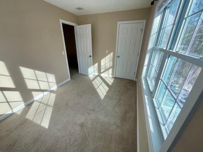 Building Photo - 84 C St