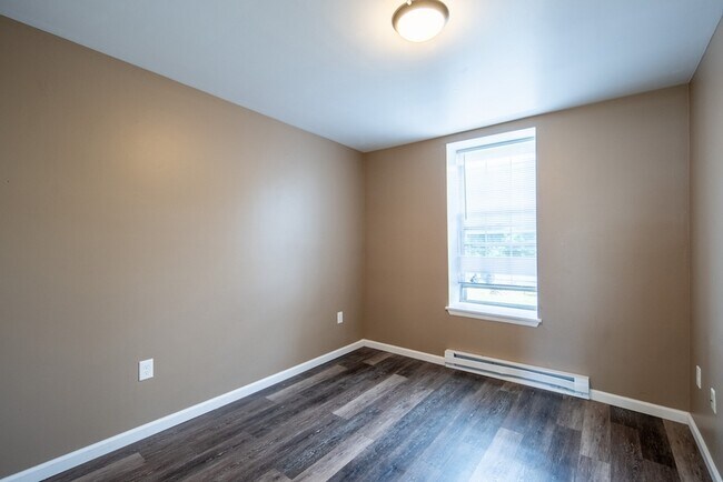 Building Photo - 50-62 East Street - 7B