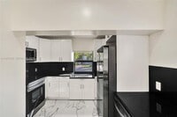 Building Photo - 237 NE 110th Terrace