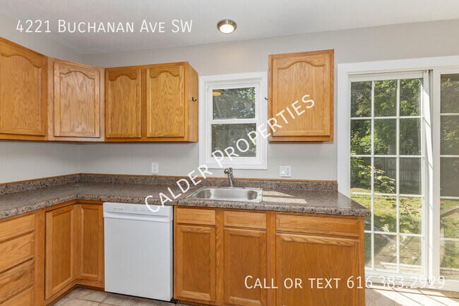 Building Photo - 4221 Buchanan Ave SW