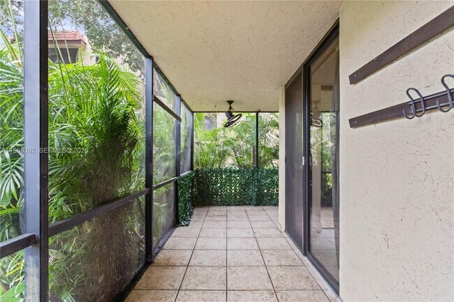 Building Photo - 10401 W Broward Blvd