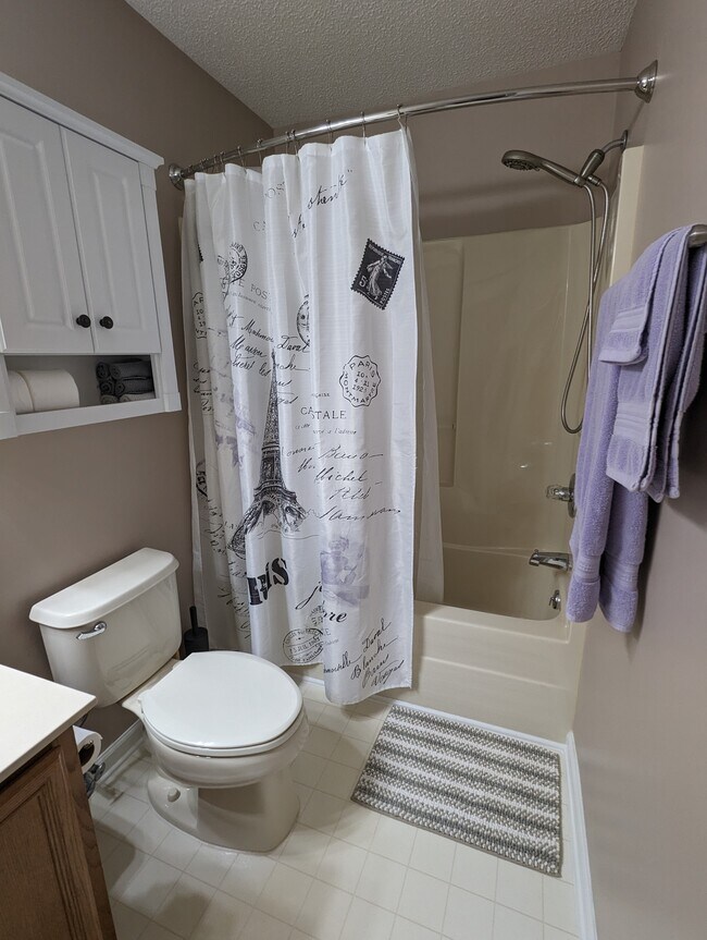 Building Photo - 1460 Blue Tree Ct