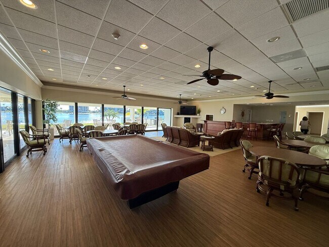 Building Photo - Luxury, furnished seasonal rental, Tequest...