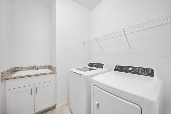 Building Photo - 11165 Balfour St