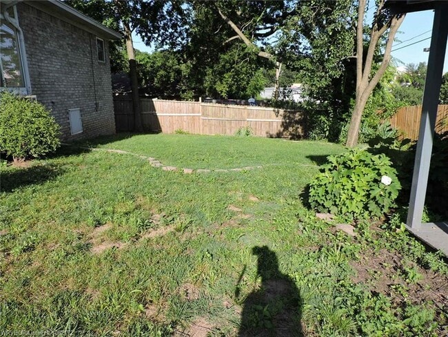 Building Photo - 6724 Riviera Dr