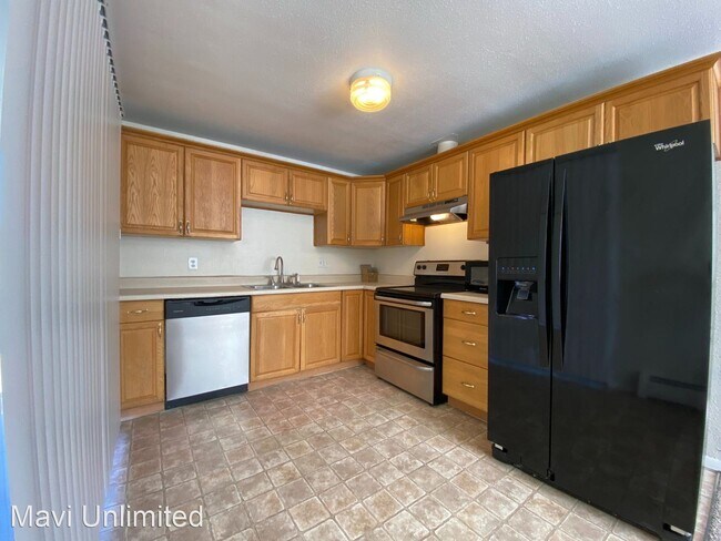 Primary Photo - 4 br, 2 bath House - 7375 W 3rd Ave