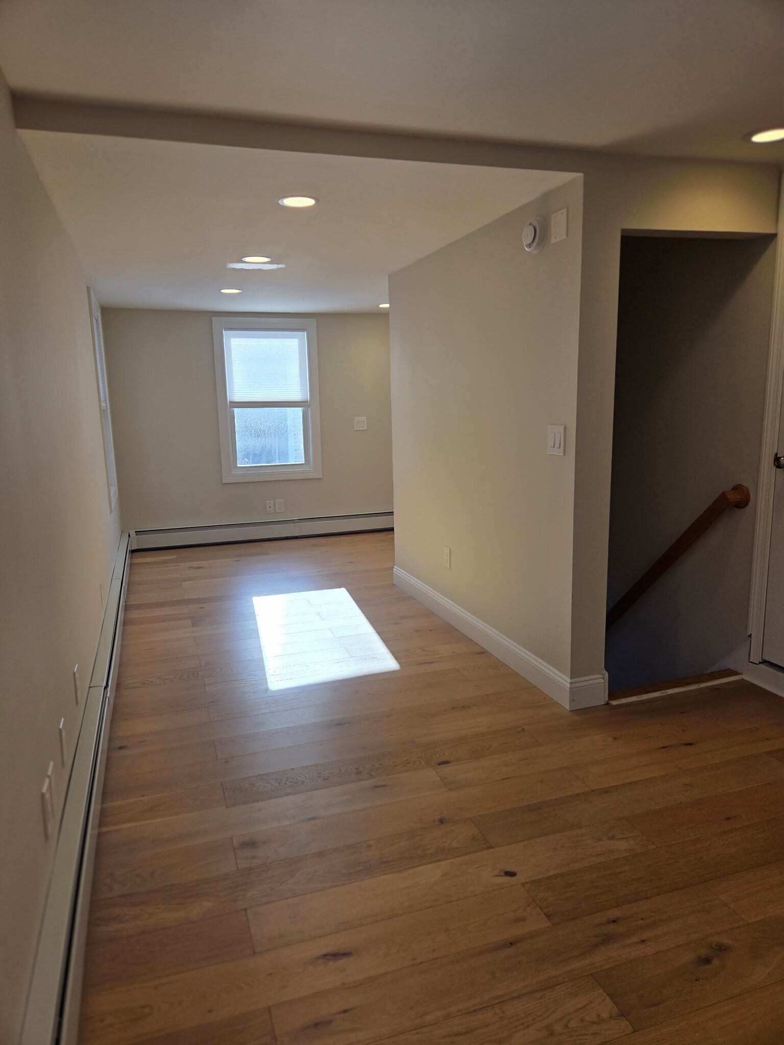 Building Photo - 56 Ellington Ave