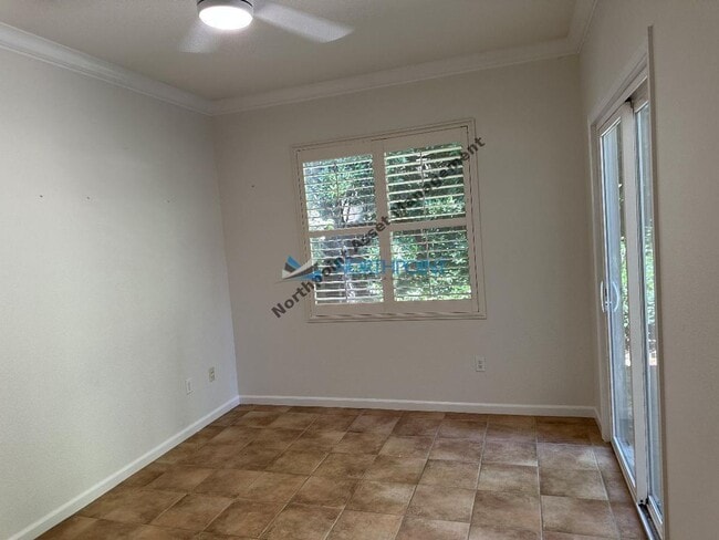 Building Photo - 4BR/3BA w/ Solar + Downstairs Bed/Bath in Whitney Oaks