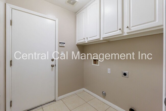 Building Photo - 12708 Beechfield Dr