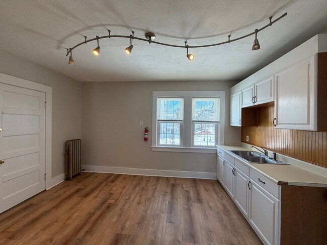 Building Photo - 93-95 Stoddard Avenue