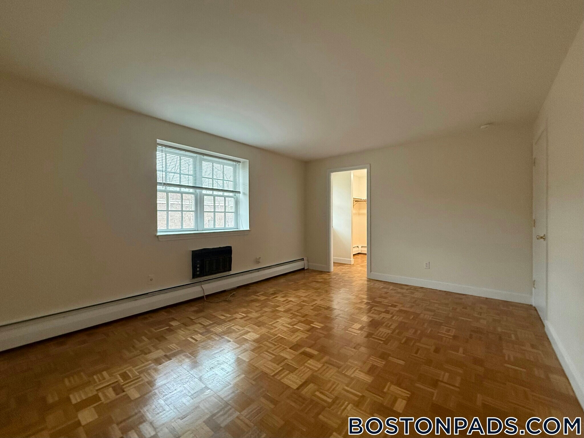 Building Photo - 32 Worthen Rd