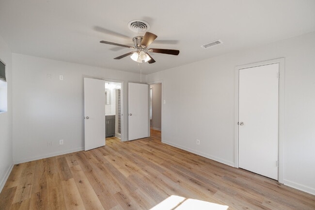 Building Photo - For Lease