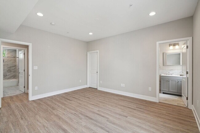 Building Photo - 2612 Annin St
